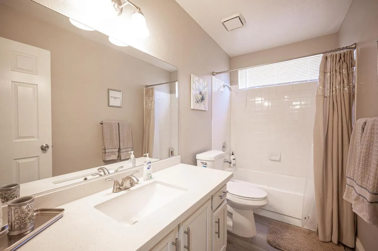 Brilliant 4 Bedroom House With Pool! Λας Βέγκας 0*,